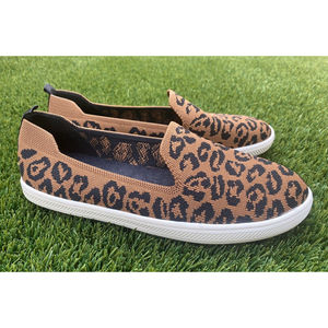 Vince Camuto Women's Cabreli Natural Brown Leopard Stretchy 6 M Slip On Sneakers